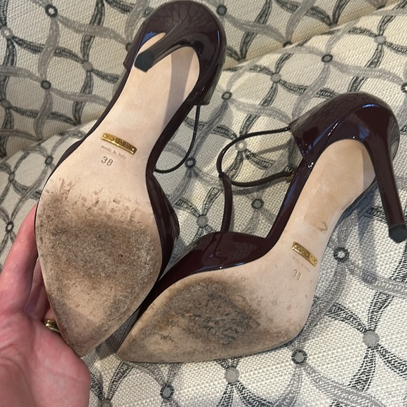 Gucci T-Strap patent leather burgundy high heels - Picture 6 of 9